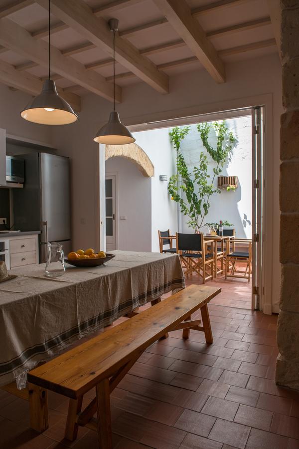 Villa Cal Bisbe à Ciutadella  Extérieur photo